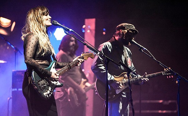 Photo Gallery | Angus and Julia Stone + Vancouver Sleep Clinic @ Palais Theatre, Melbourne – September 25, 2014