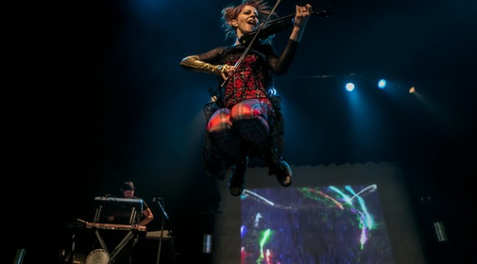 Photo Gallery : Lindsey Stirling at The Forum, Melbourne – February 17, 2015