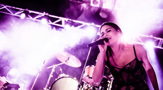 Photo Gallery : George Maple at The Metro Theatre, Sydney – July 25, 2015