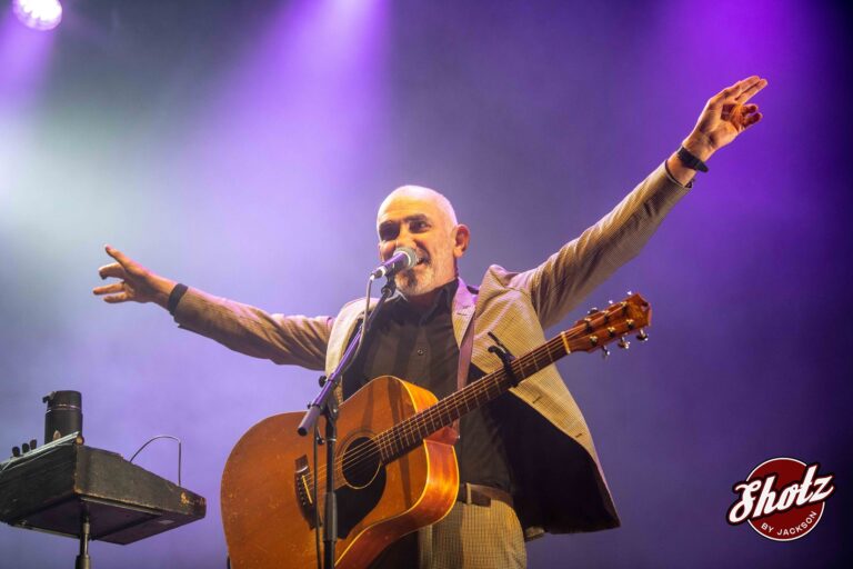 Live Review Red Hot Summer Tour at Gateway Lakes, Wodonga 1 April 2023 Life Music Media